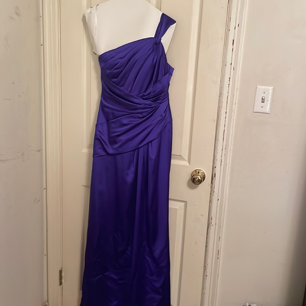 Purple long to the floor one shoulder dress. Size6